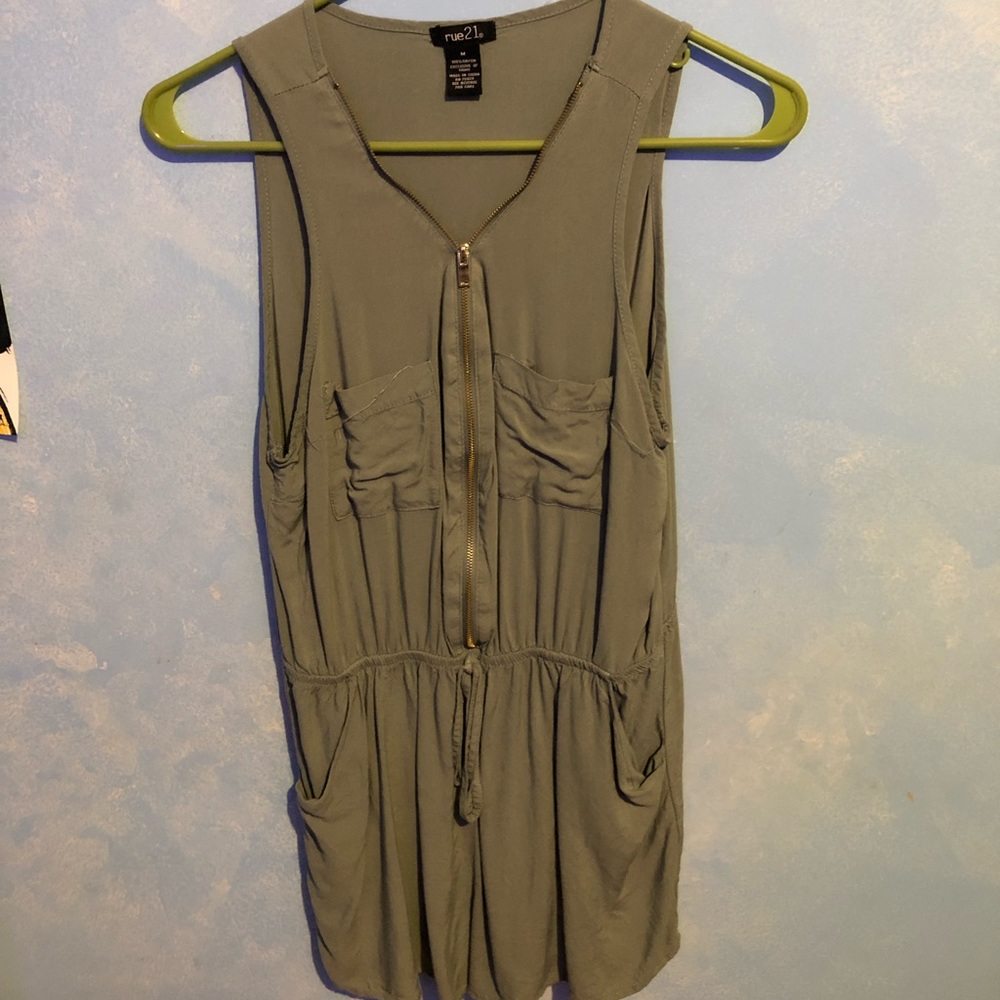 Rue21 Romper with Pockets